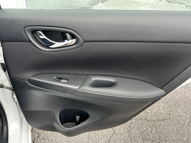 Used 2019 White Nissan S image 5