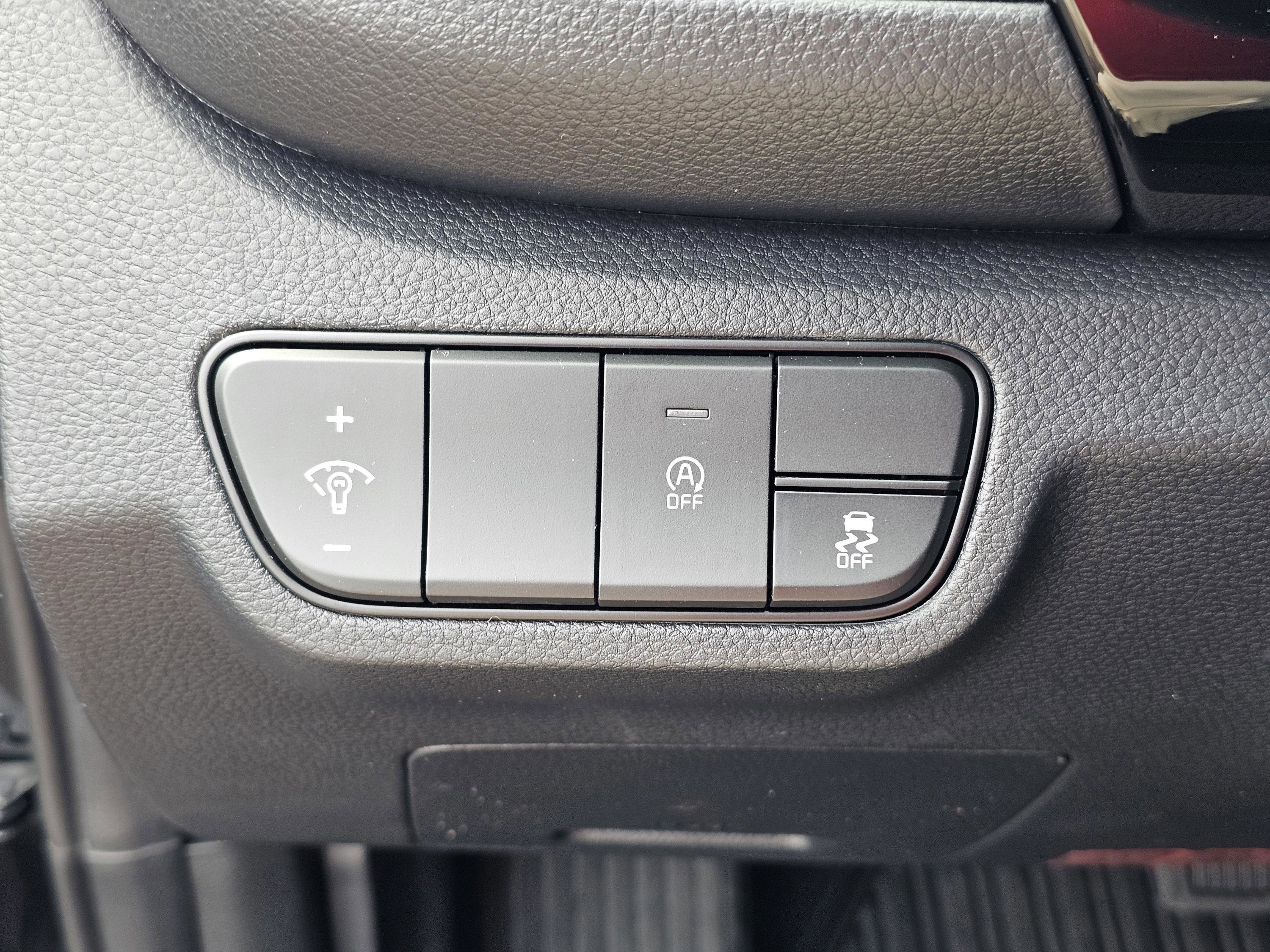 New 2026 Fusion Black Kia S image 18