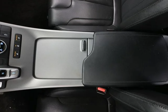 Used 2021 Black Hyundai SEL image 39