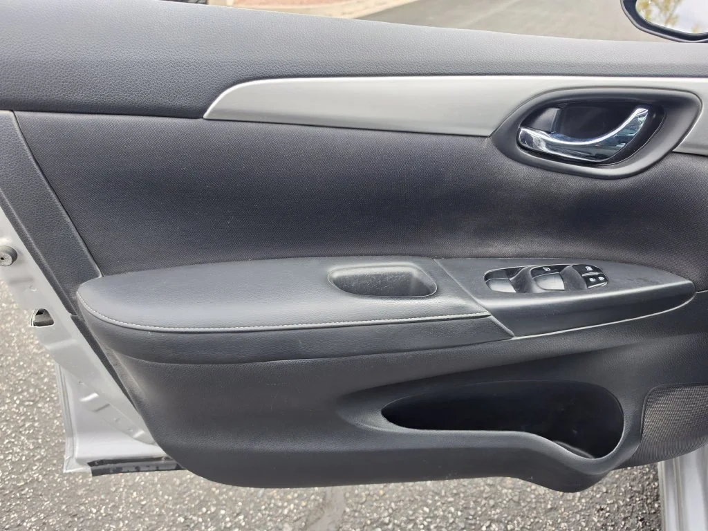 Used 2017 Silver Nissan S image 16