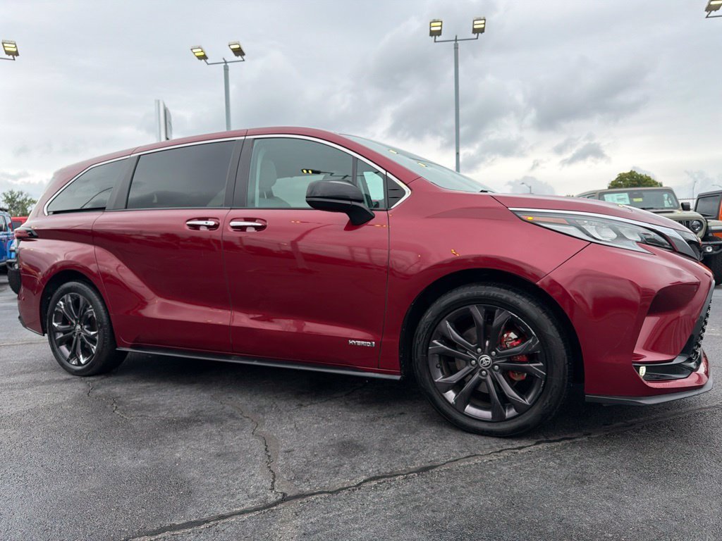 Used 2021 Pearl Toyota XSE image 43
