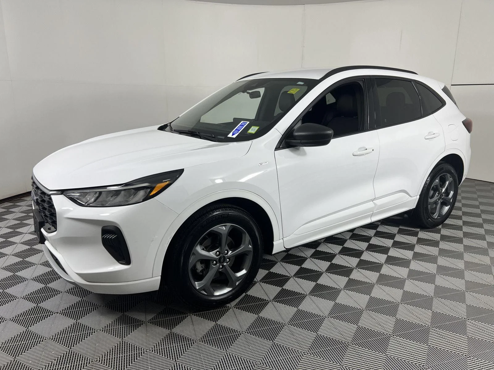 Used 2023 Oxford White Ford ST-Line image 6