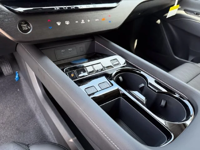 New 2026 Everest White Pearl Tricoat Nissan Platinum image 26