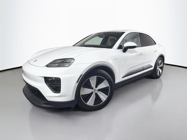 Certified Pre-Owned 2025 Porsche Macan 4 Electric