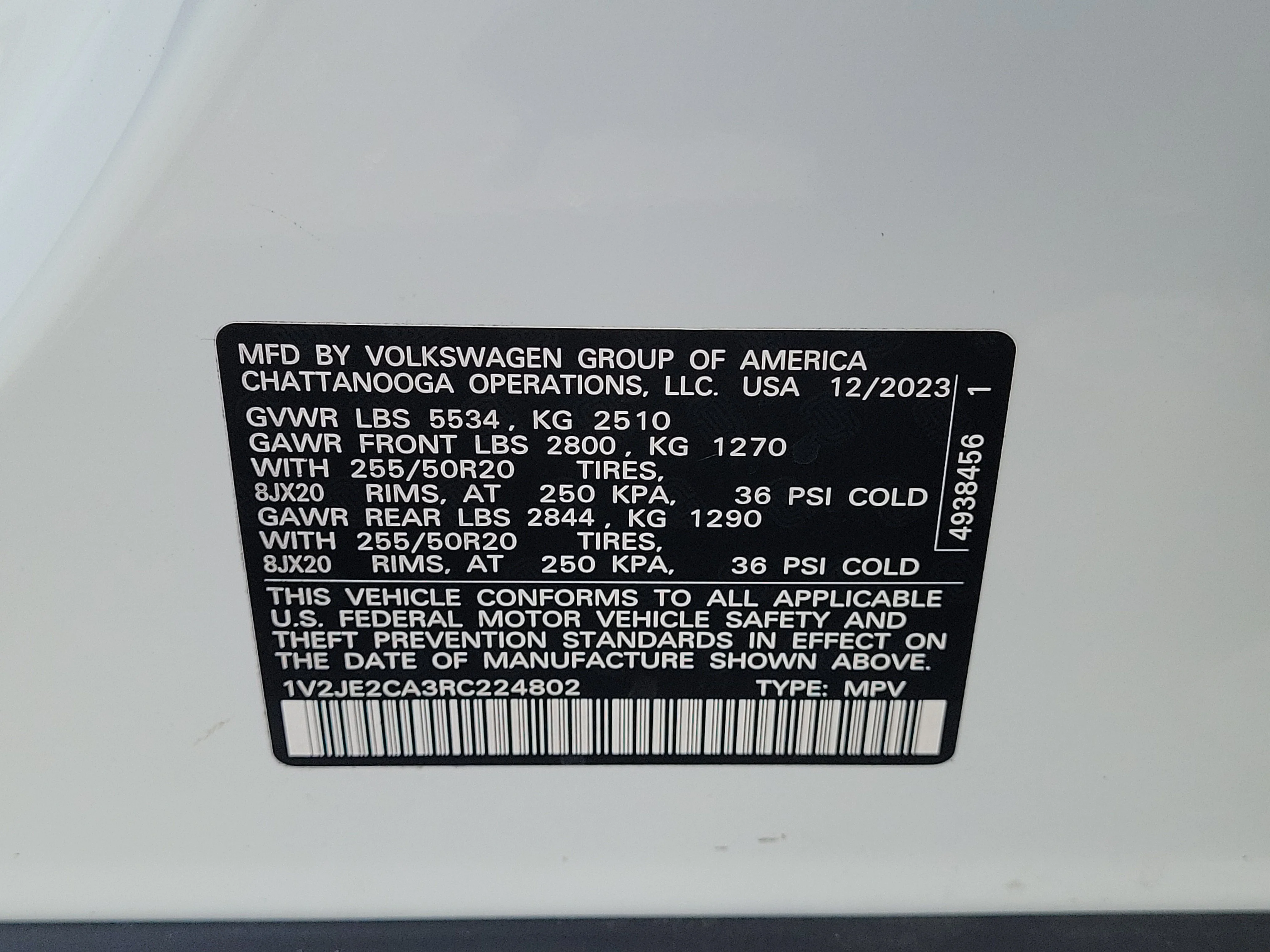 Certified Used 2024 White Volkswagen 2.0T SE w/Technology image 34