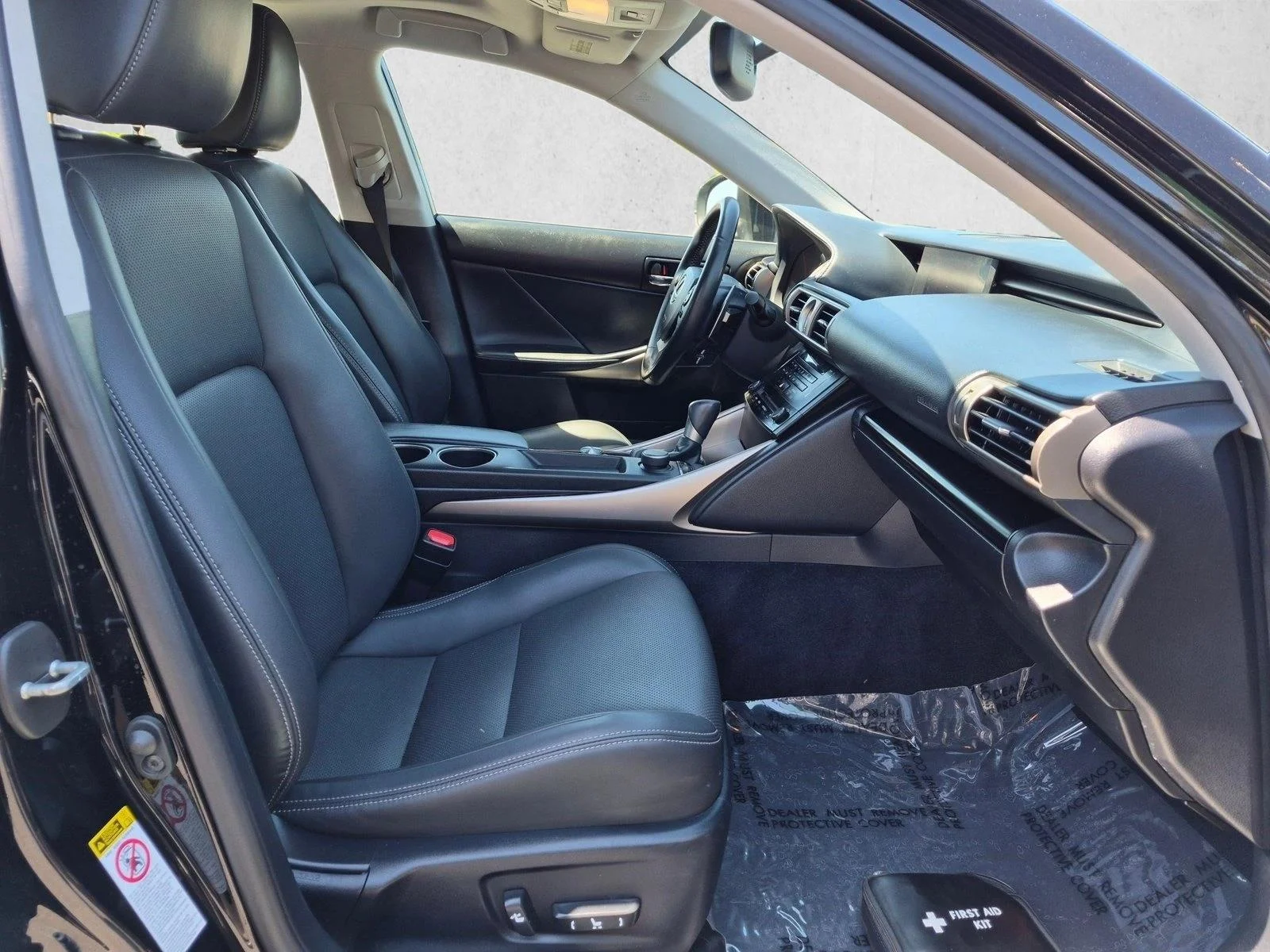 Used 2014 Obsidian Lexus  image 20