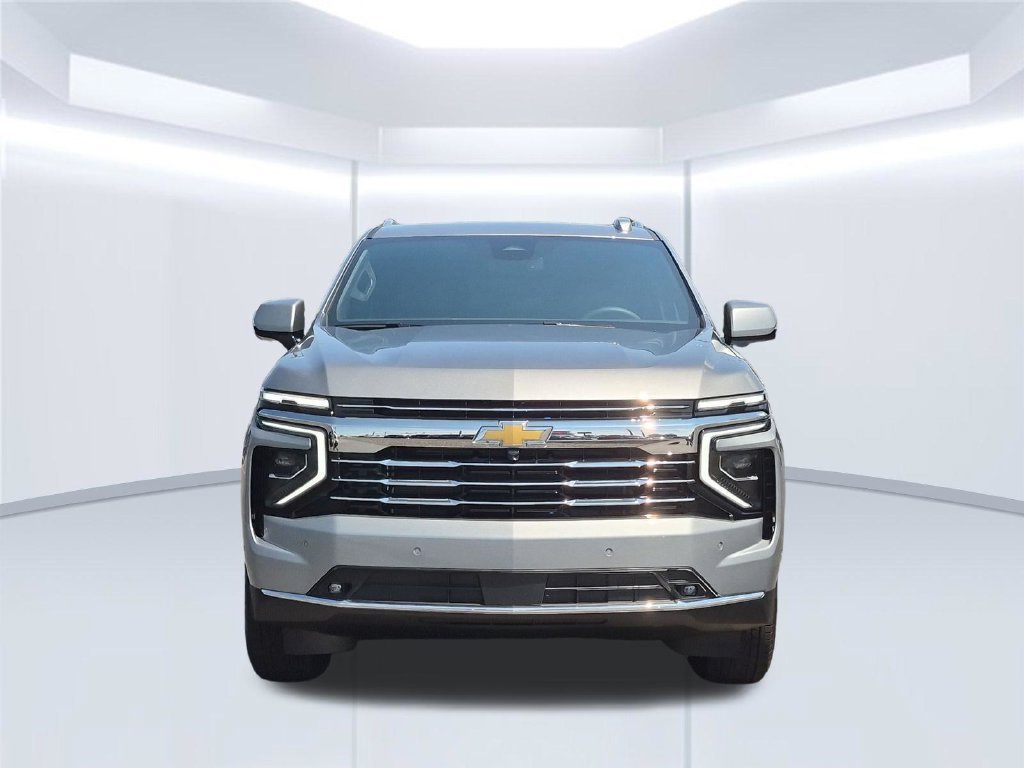 2026 Chevrolet Suburban LT - Photo 10