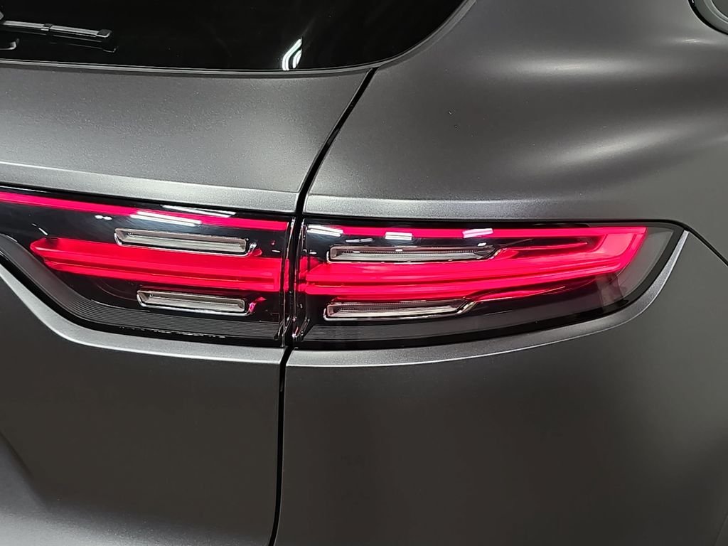 2022 Porsche Cayenne Platinum Edition - Photo 30