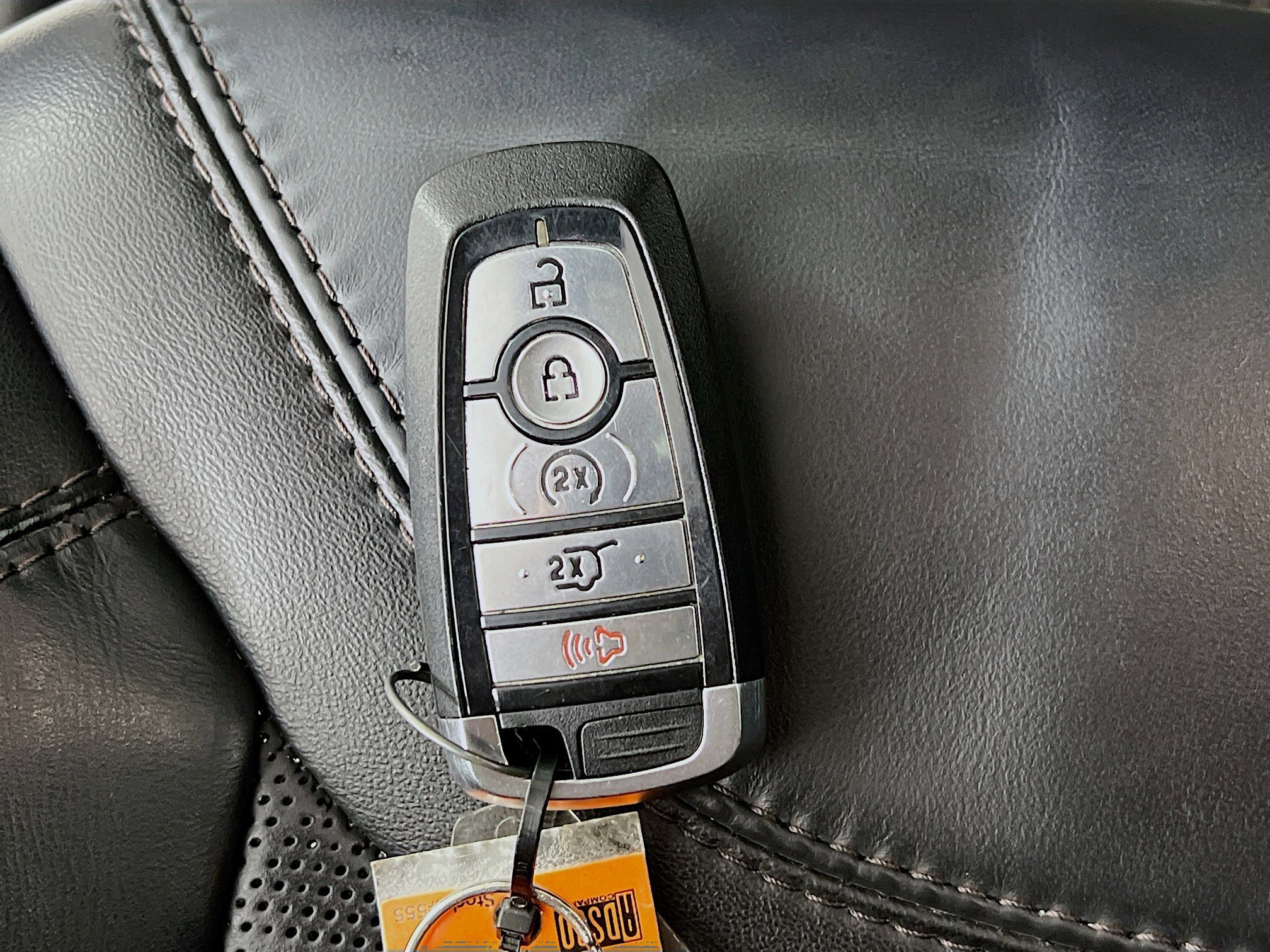 Used 2022 White Ford PLATINUM image 12