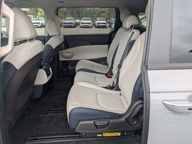 New 2026 Ceramic Silver Kia EX image 14