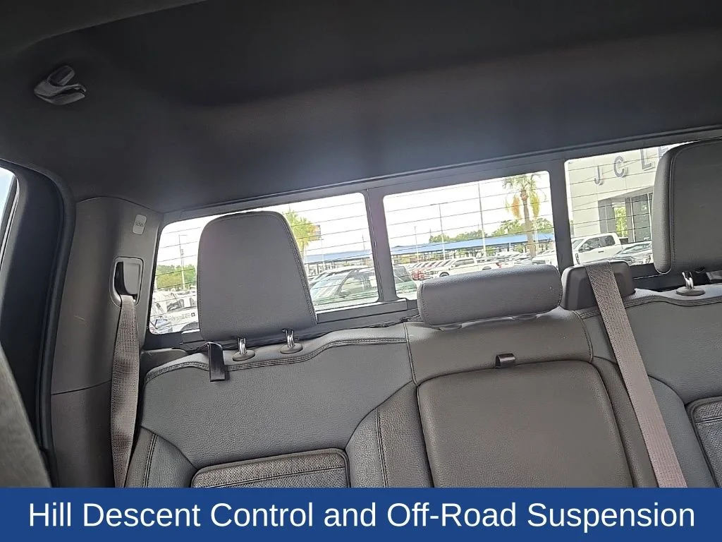 Used 2020 White Frost GMC Denali image 17