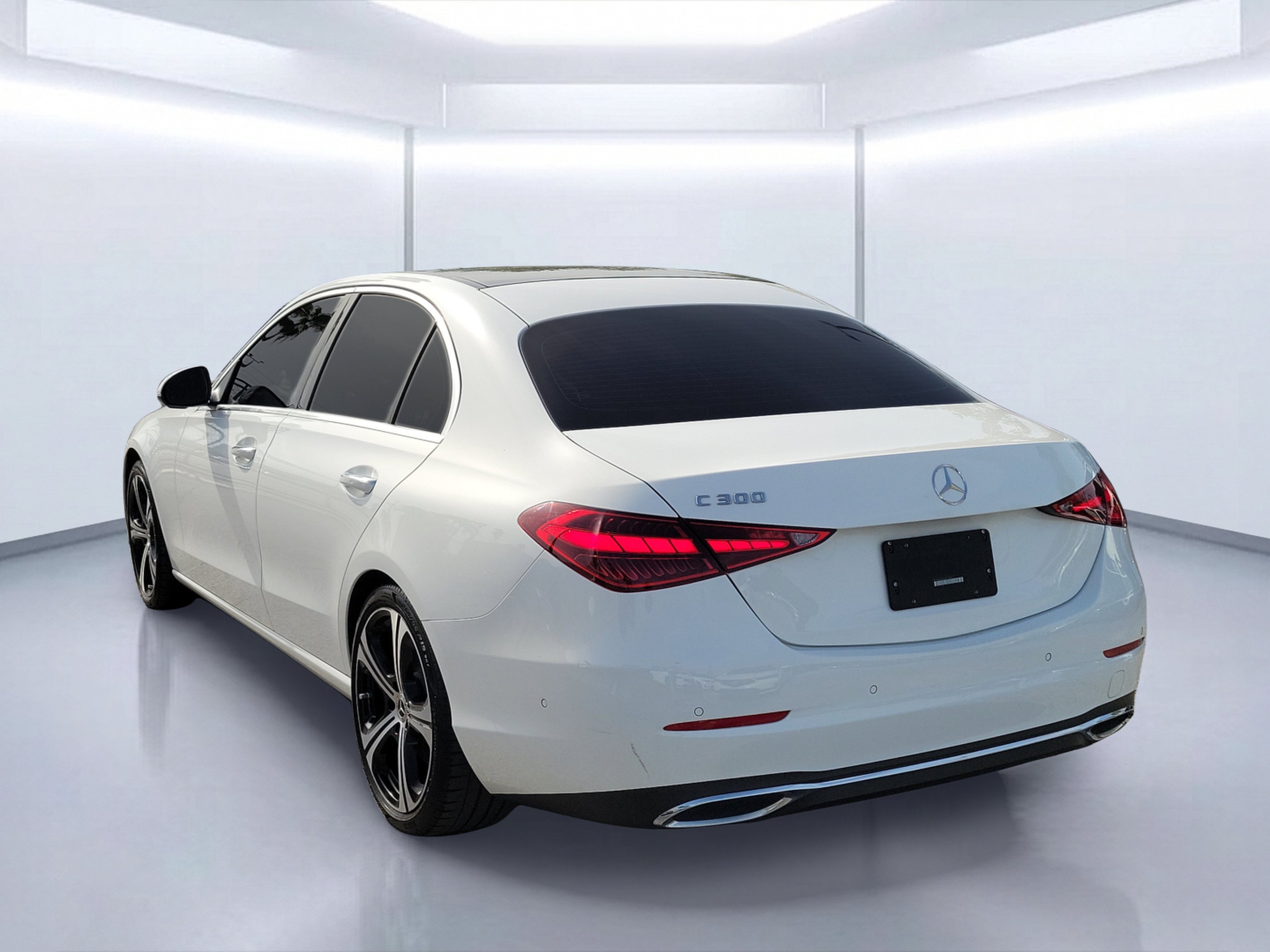 Used 2025 Polar White Mercedes-Benz C 300 image 3