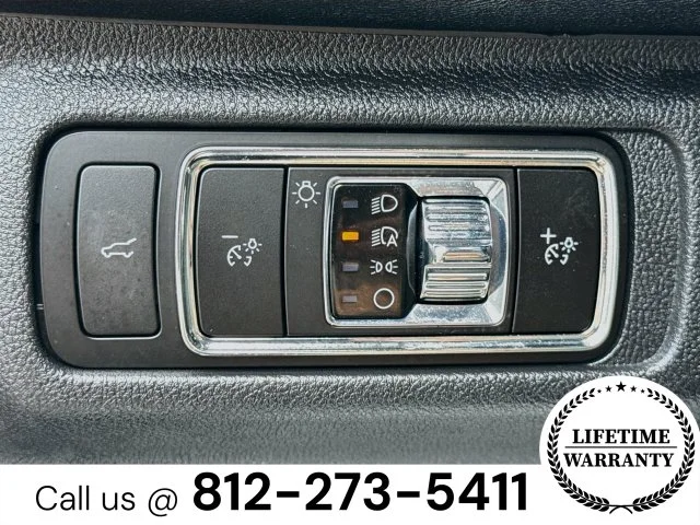 Used 2025 Blue Lincoln Reserve image 10