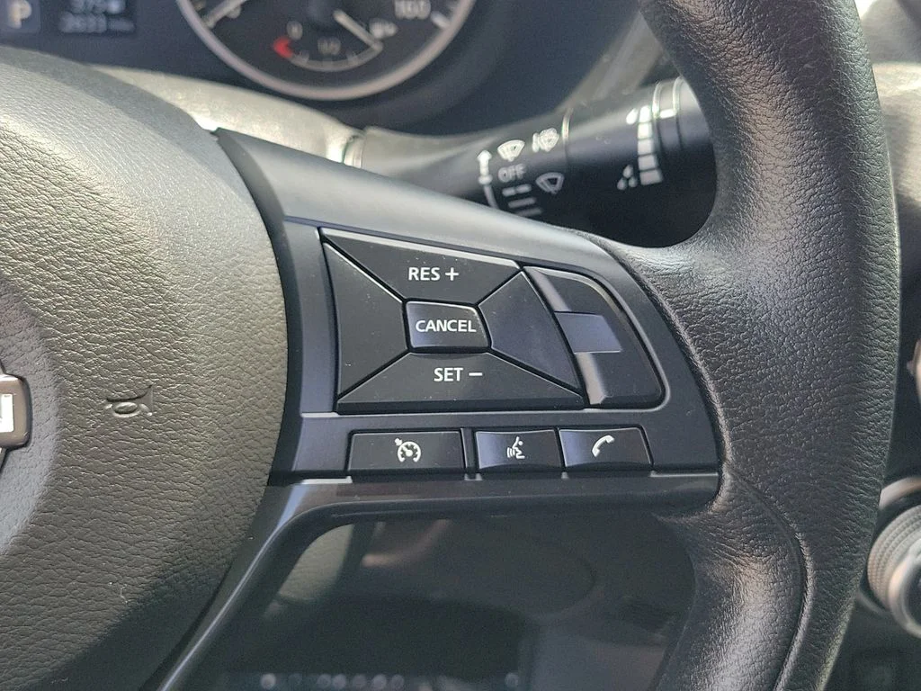 Certified Used 2025 White Nissan S image 25