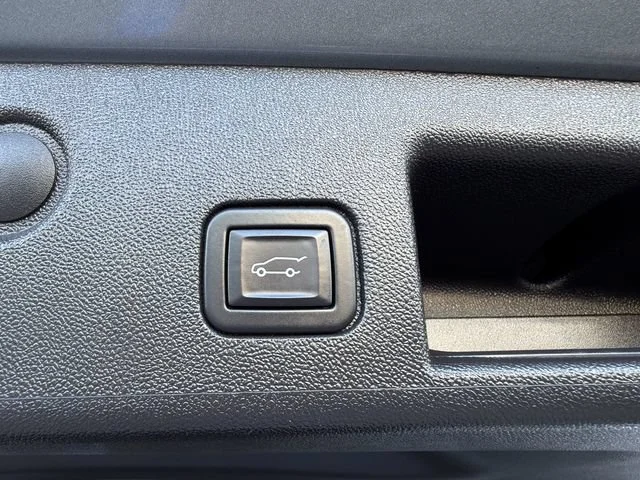 Used 2024 Sterling Gray Metallic Chevrolet LT image 30
