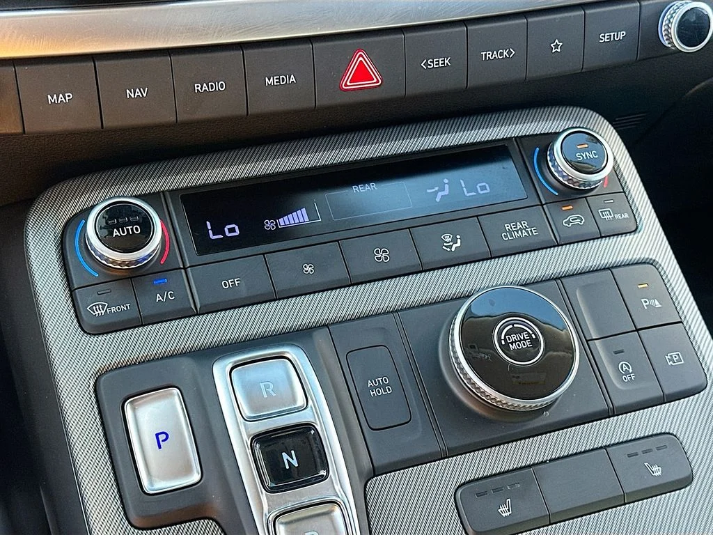 2024 Hyundai Palisade SEL - Photo 16