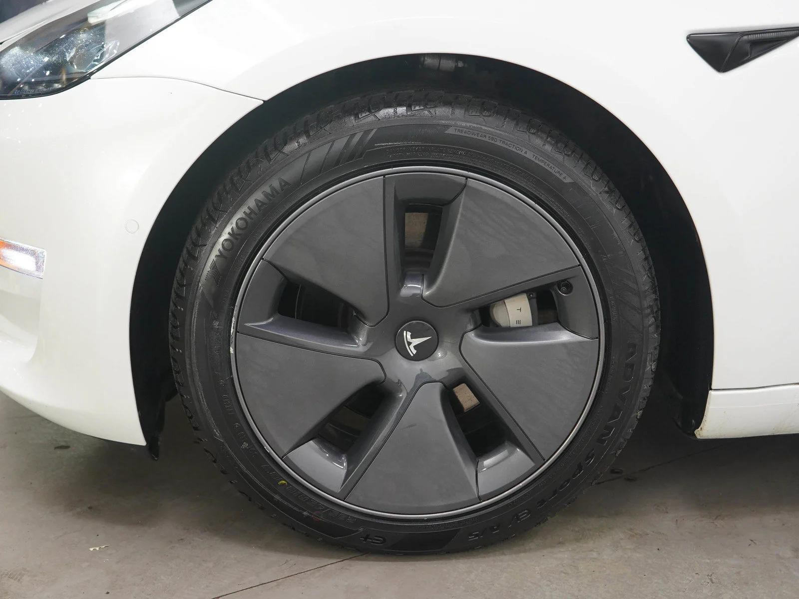 Used 2021 Pearl White Multi-Coat Tesla Long Range AWD image 27