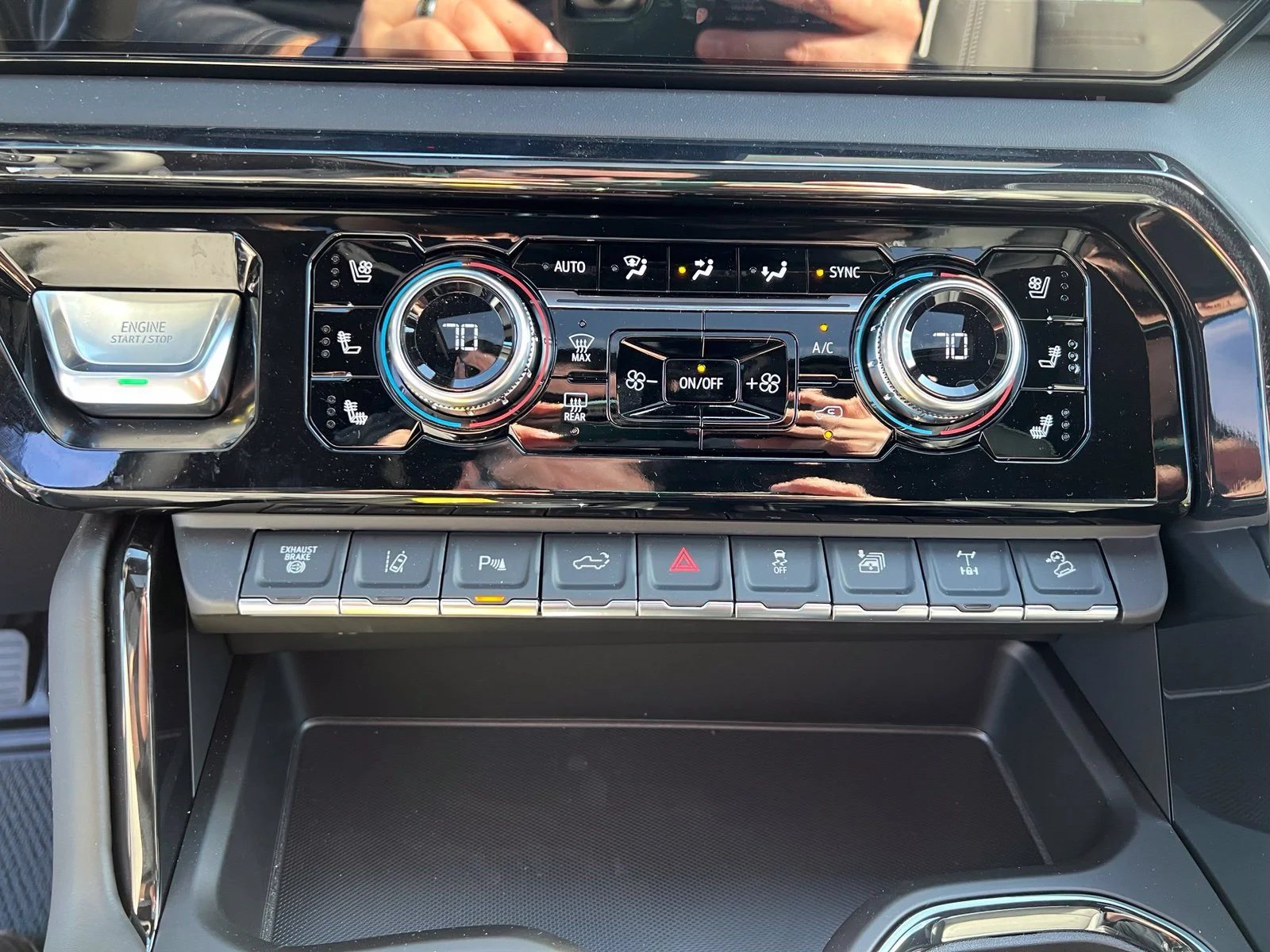 2026 GMC Sierra 2500HD AT4X - Photo 30