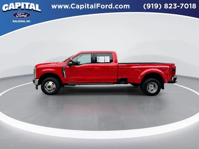 Used 2023 Red Ford Lariat image 5
