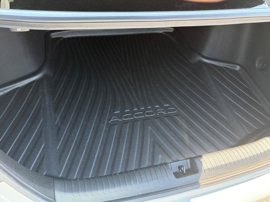 2025 Honda Accord Hybrid Touring - Photo 45