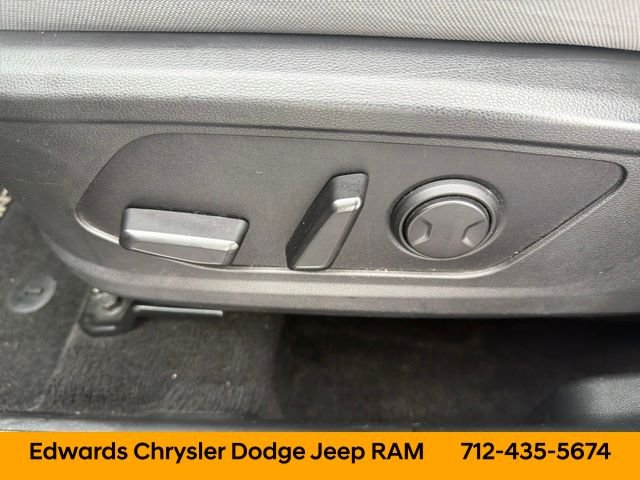 Used 2022 Black Hyundai SEL image 19