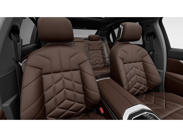 New 2026 Brooklyn Grey Metallic BMW 750e xDrive image 11