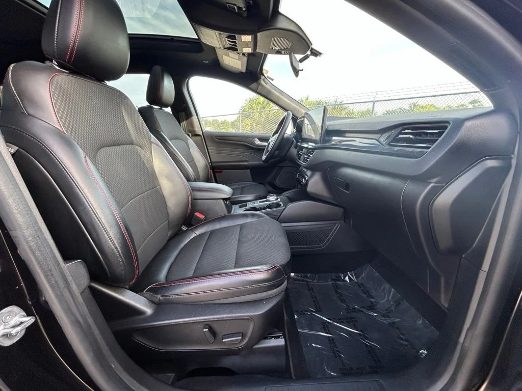 Used 2023 Black Metallic Ford ST-Line Select image 26