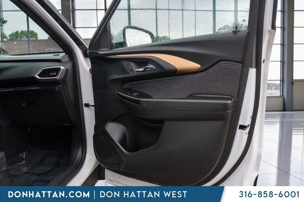 Used 2023 White Chevrolet ACTIV image 24