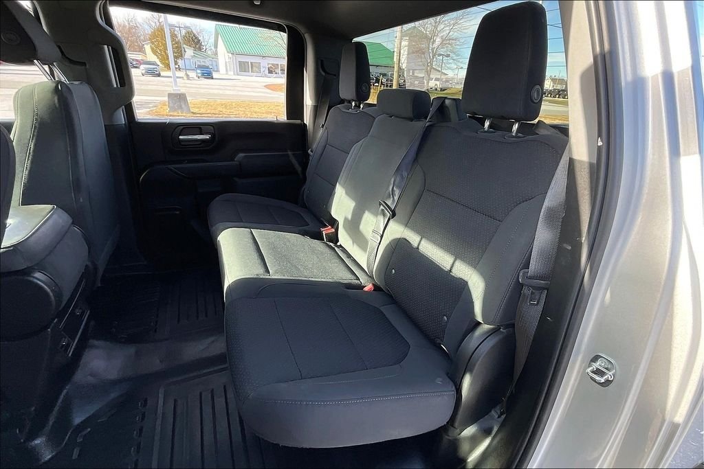 Used 2022 Quicksilver Metallic GMC Pro image 15