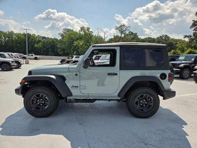 New 2026 Earl Clearcoat Jeep Sport image 4