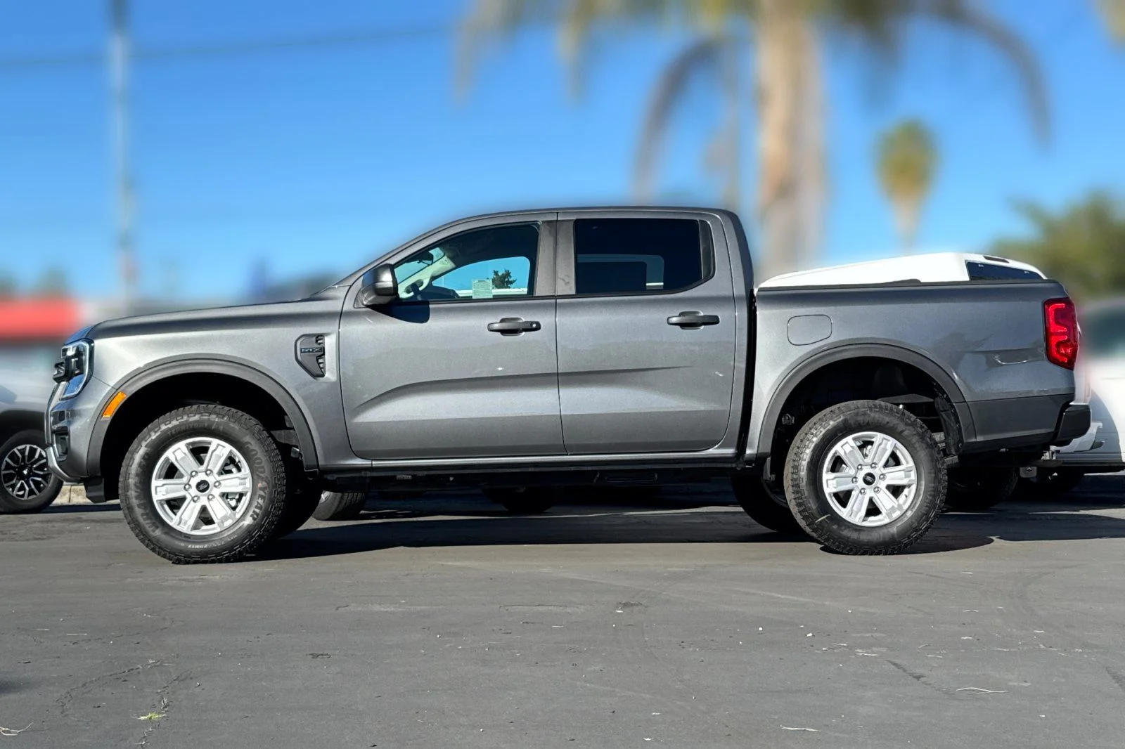 New 2025 Carbonized Gray Metallic Ford XL image 8