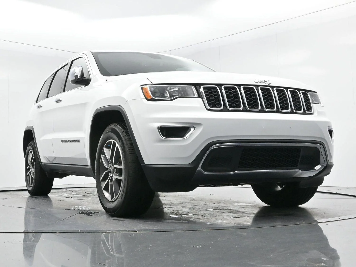 Used 2021 Bright White Clearcoat Jeep Limited image 43