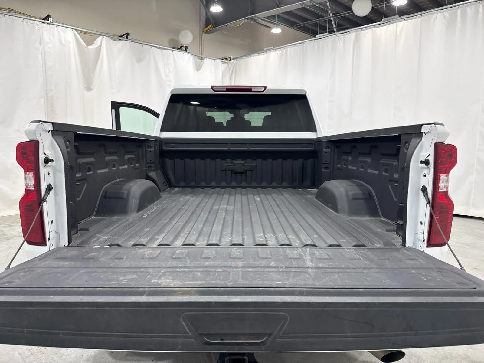 Used 2026 Summit White Chevrolet LT image 14