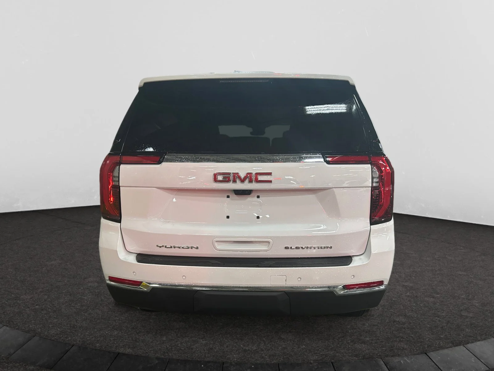 New 2026 Summit White GMC Elevation image 4