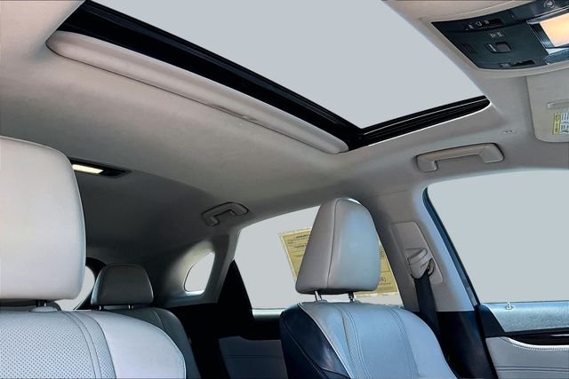 Used 2016 Blue Lexus 350 image 17