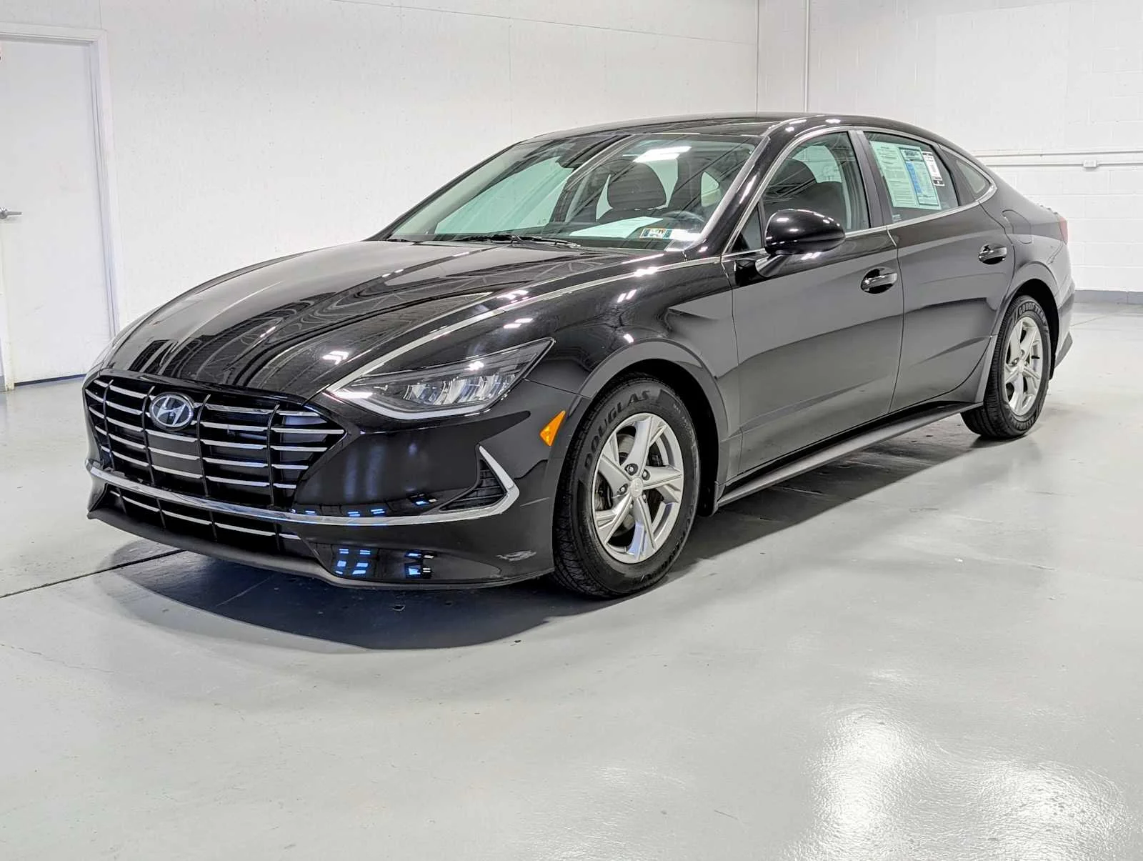 2021 Hyundai Sonata SE's photo