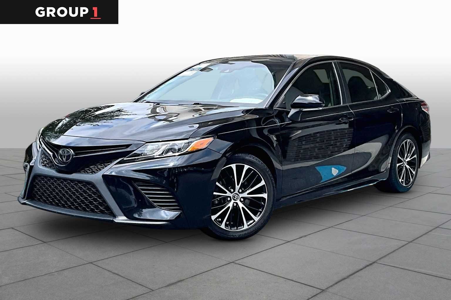 2018 Toyota Camry SE