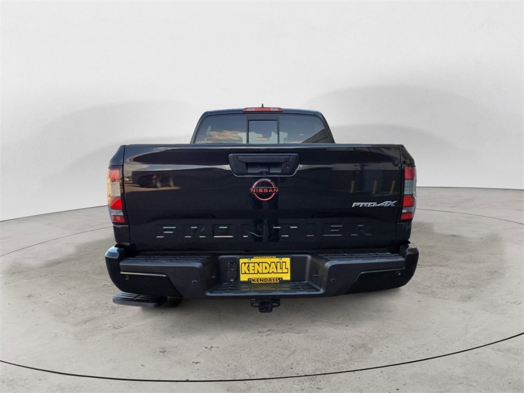 2022 Nissan Frontier PRO-4X photo 4
