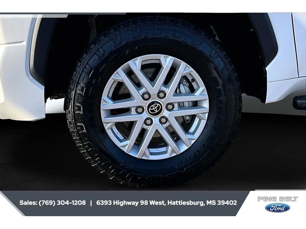 Used 2023 Ice Cap Toyota SR5 image 10
