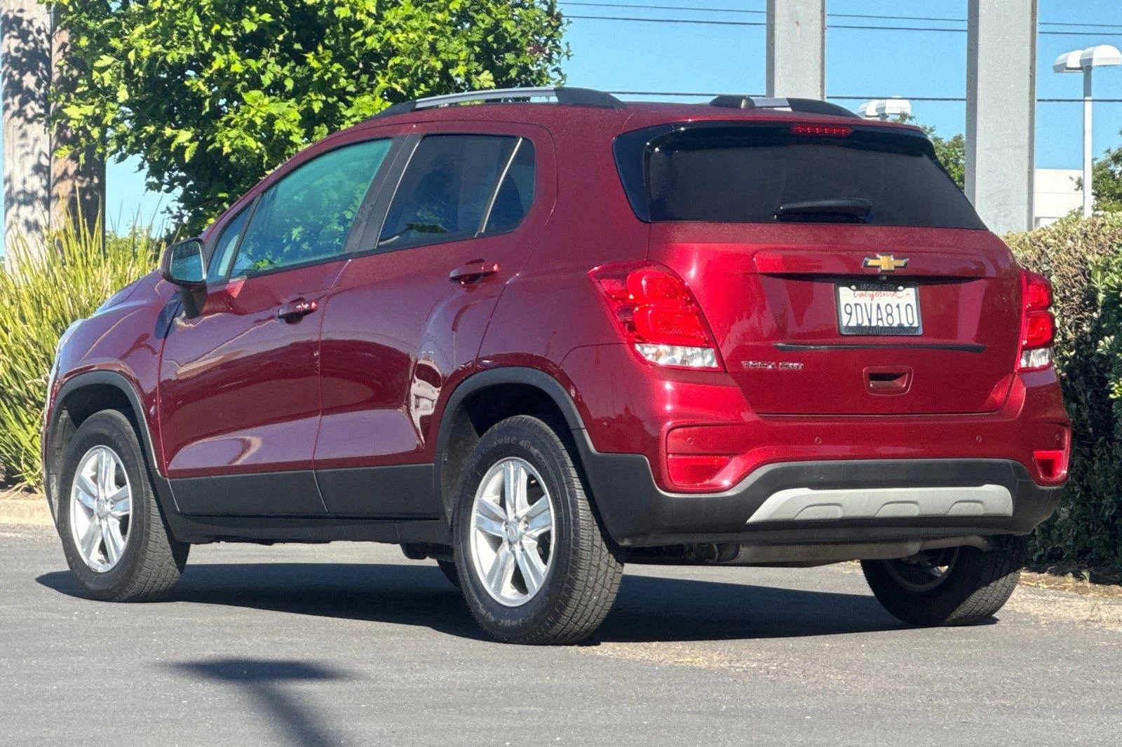 Used 2022 Crimson Metallic Chevrolet LT image 6