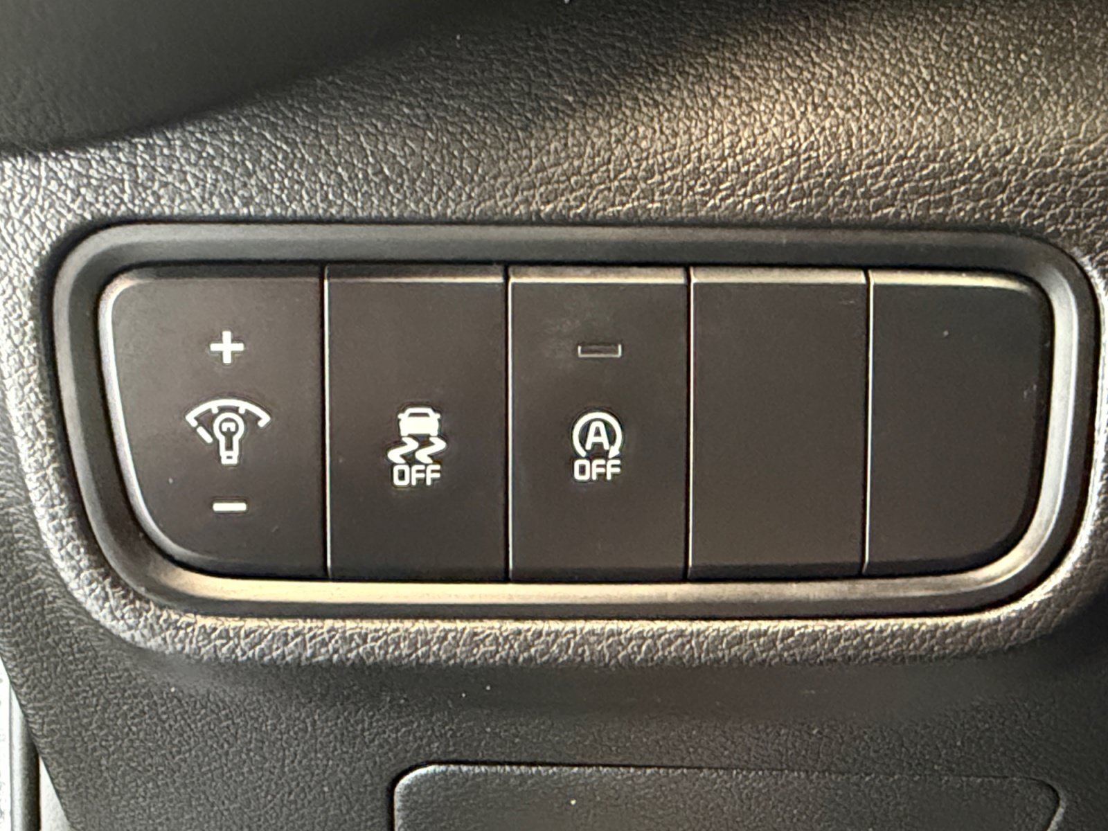 Used 2023 Fusion Black Kia LX image 25