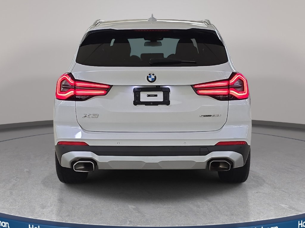 Used 2024 Mineral White Metallic BMW sDrive30i image 8