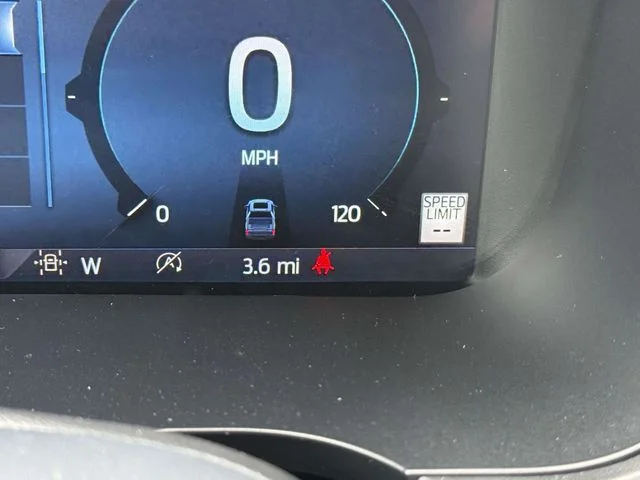 New 2026 Avalanche Ford Lariat® image 24