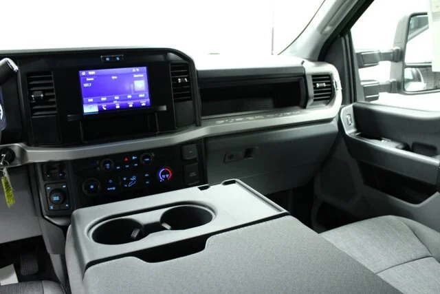 New 2026 Oxford White Ford F-350® XL image 41