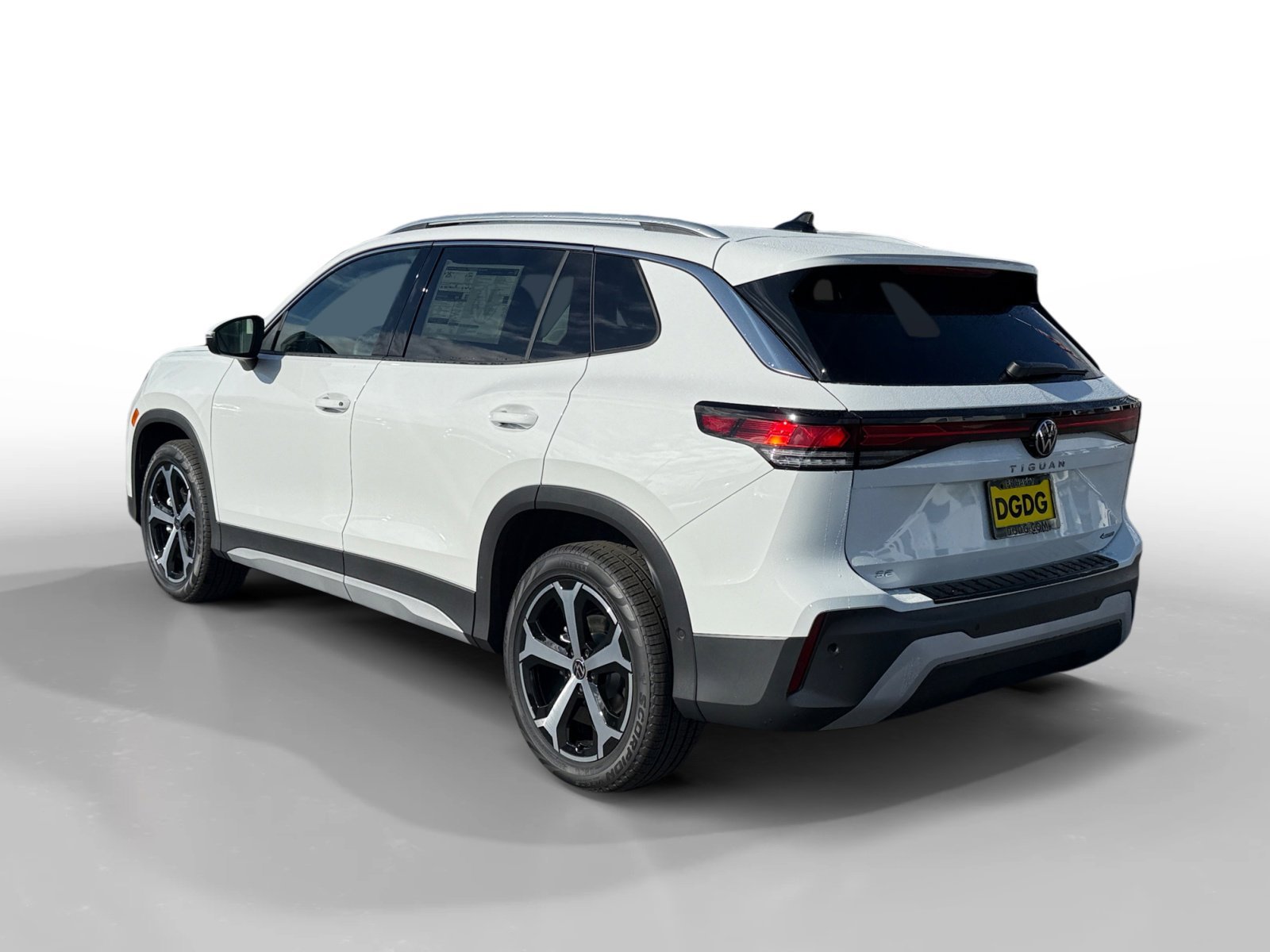 New 2026 Pure White Volkswagen SE image 3