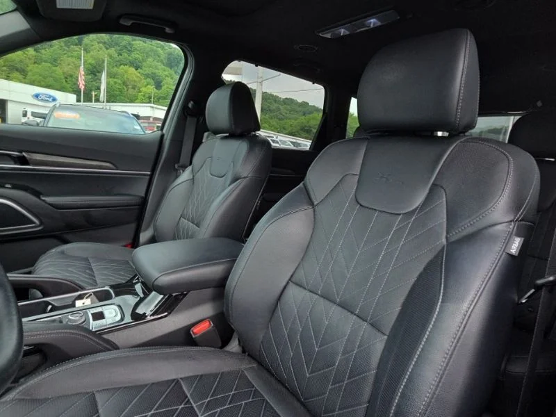 Used 2024 Gray Kia EX X-Line image 10