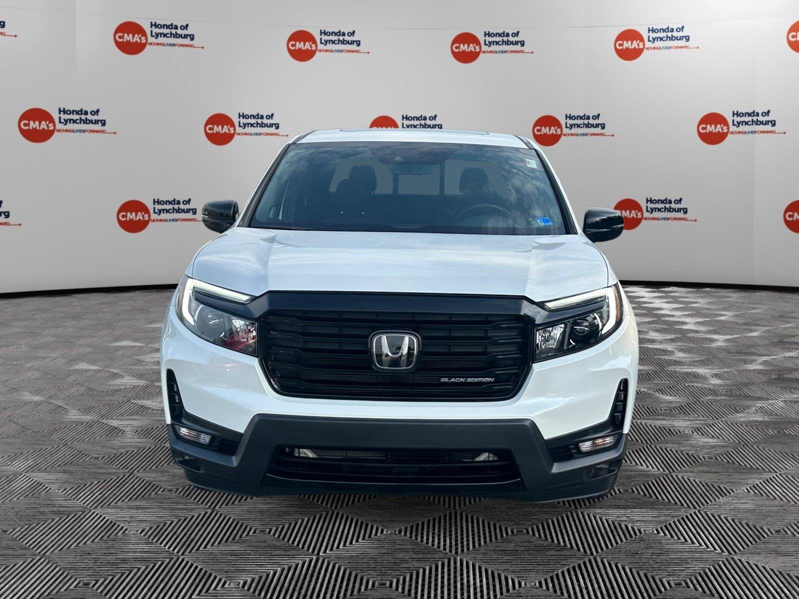 Used 2023 Platinum White Pearl Honda Black Edition image 8