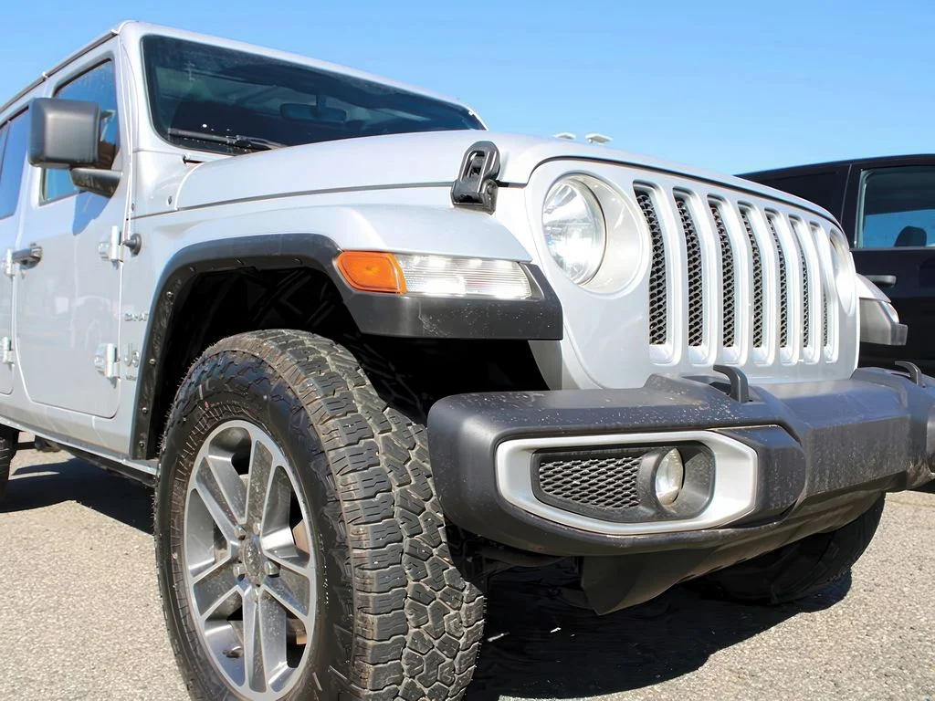 2023 Jeep Wrangler 4-Door Sahara - Photo 26