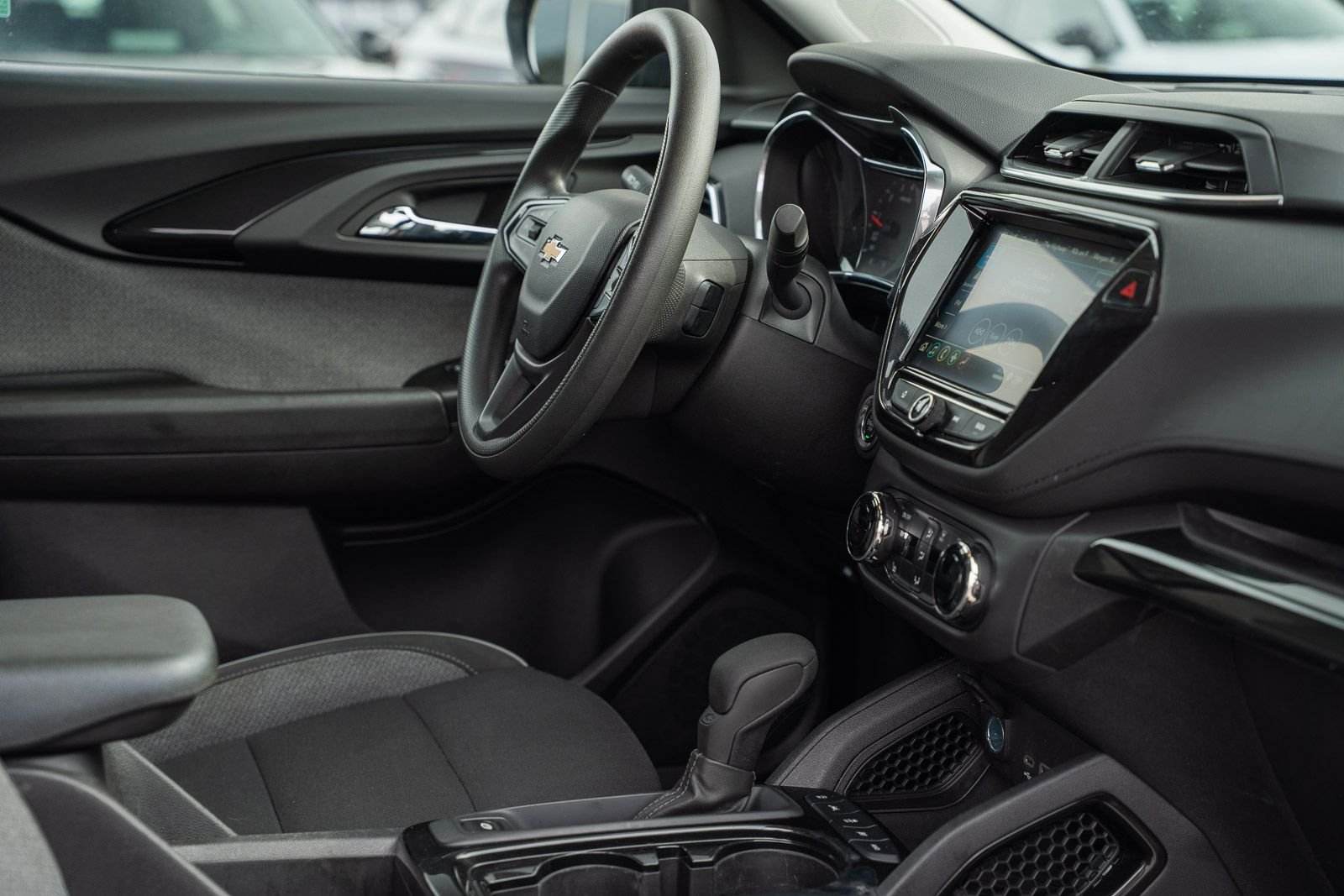 2023 Chevrolet TrailBlazer LT - Photo 12