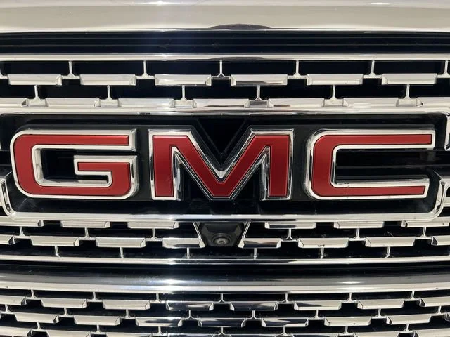 Used 2023 Forest Metallic GMC Denali image 29